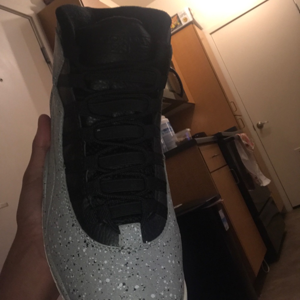 Jordan 10 smoke greys - Picture 3 of 6